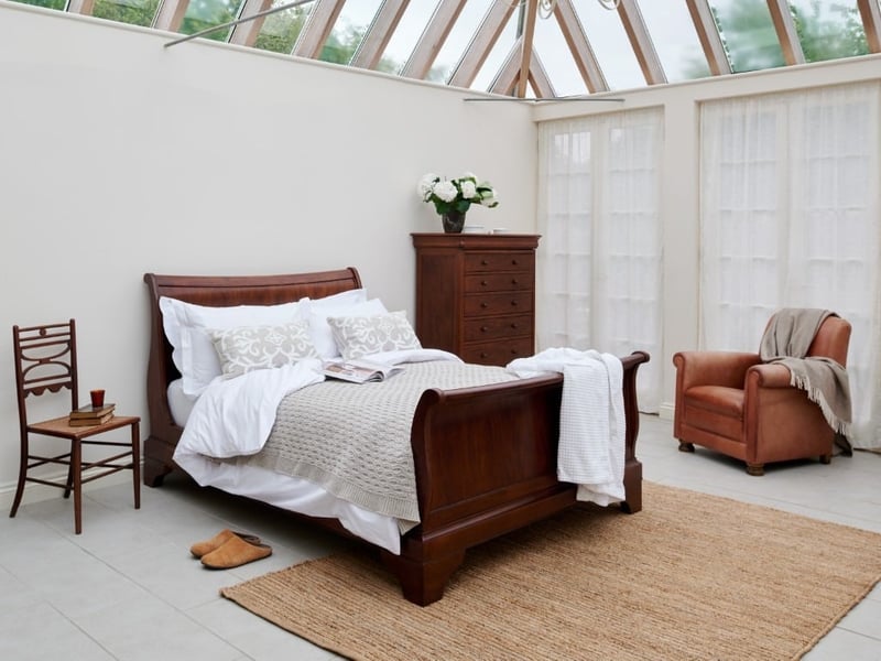 Antoinette - image 2