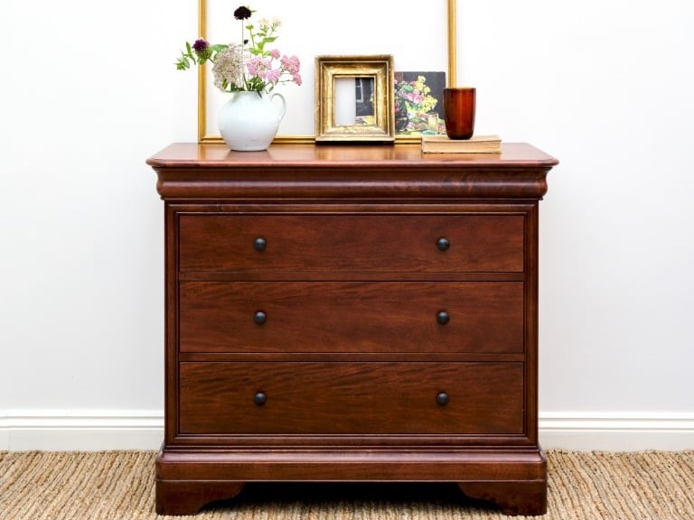 Antoinette Wide 3 Drawer Chest - image 5