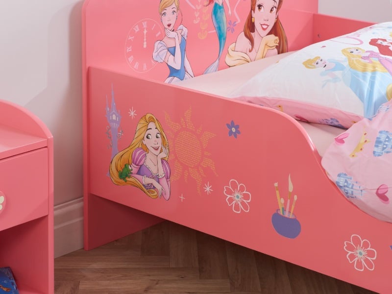 Disney Princess Bed - image 6