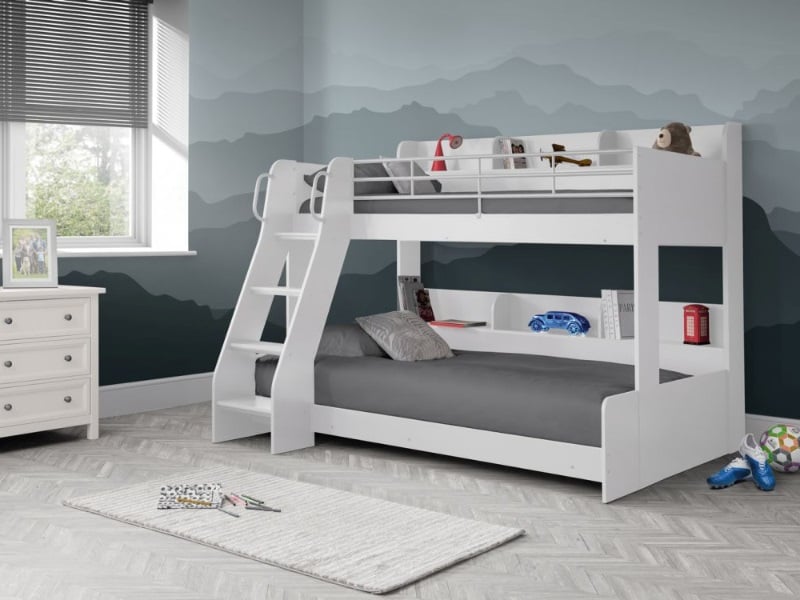 Domino Triple Sleeper - image 1