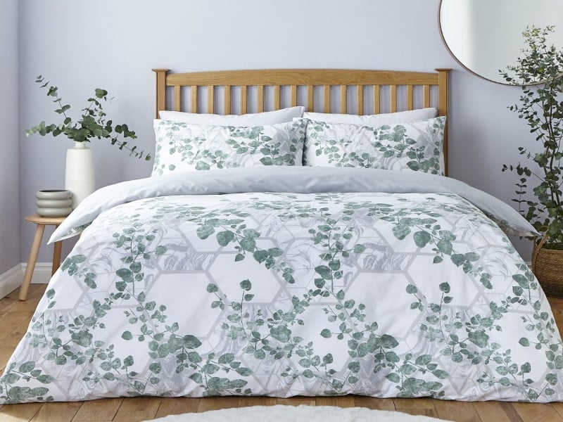 Eco Comfort Sustainable Duvet Set - Trailing Leaf - image 1