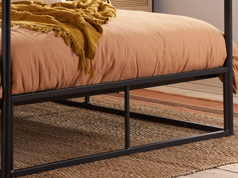 Birlea Farringdon Four Poster Metal Bed at Mattressman