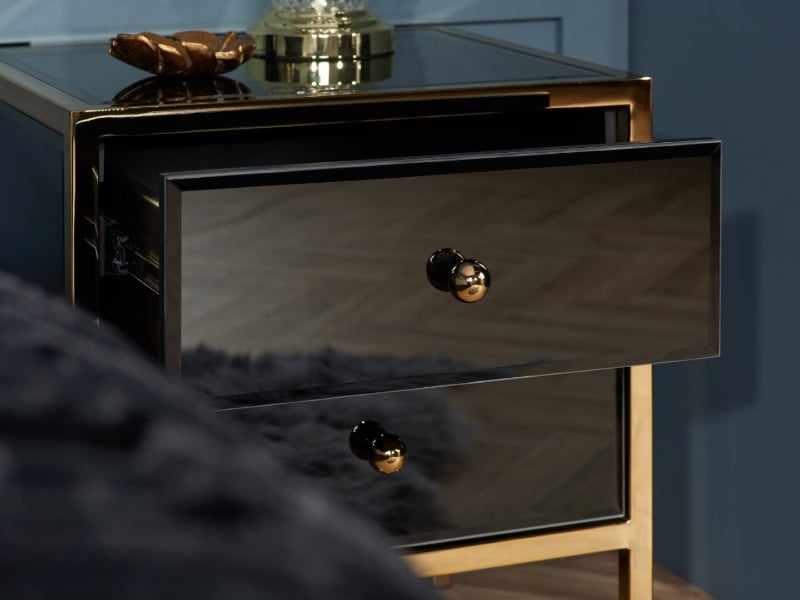 Fenwick 2 Drawer Bedside - image 3