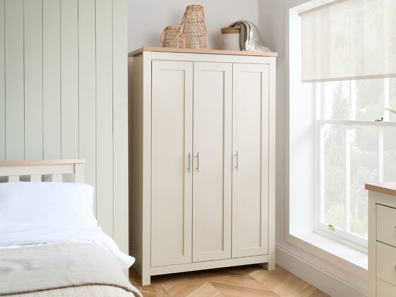 Highgate 3 Door Wardrobe - image 1