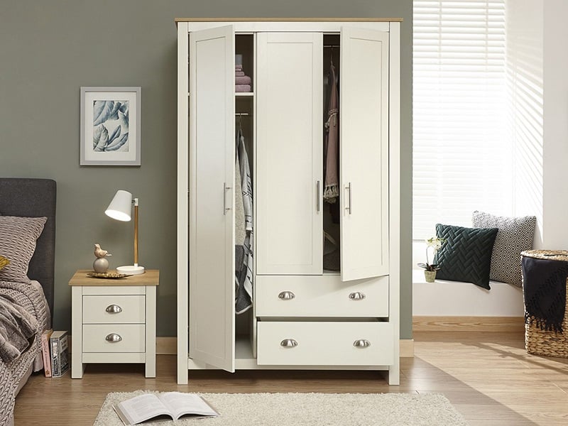 Lancaster 3 Door 2 Drawer Wardrobe - image 3