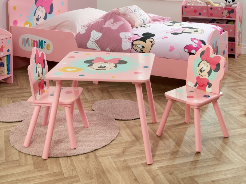 Minnie Mouse Table & Chairs - image 2