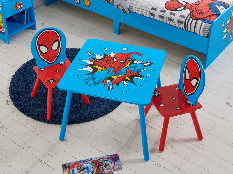 Spider-Man Table & Chairs - image 6
