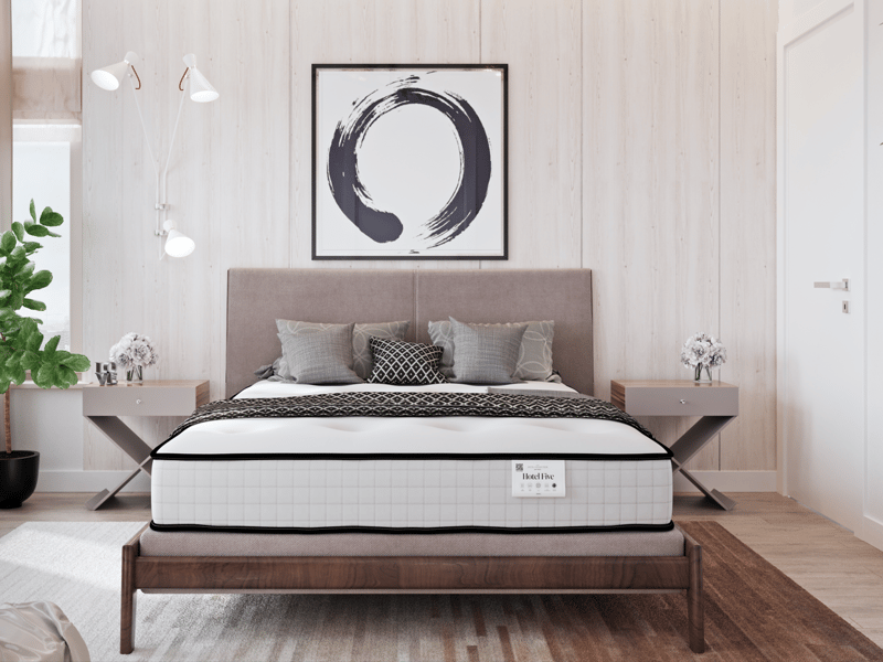 The Hotel Five Pocket - image 2