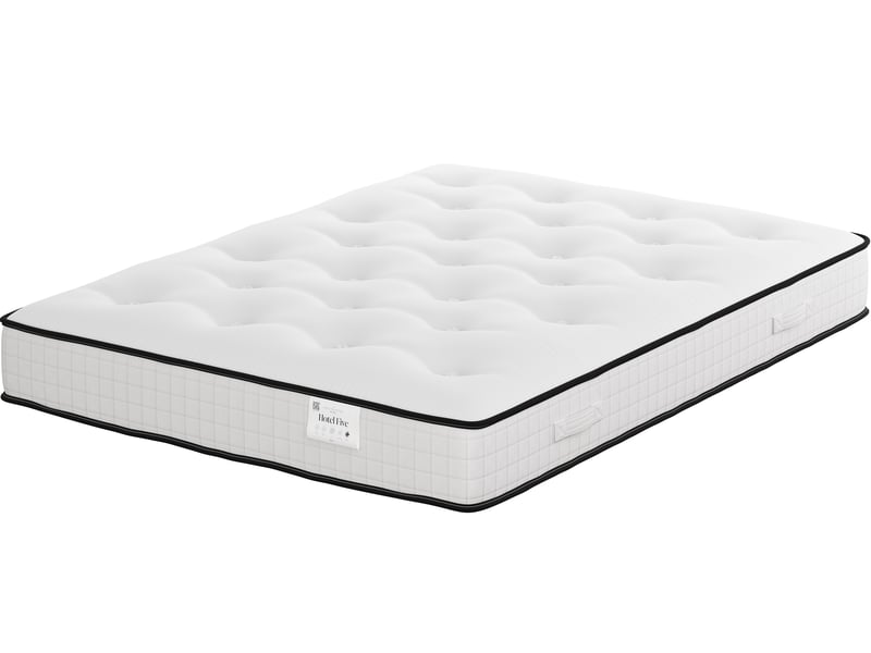 The Hotel Five Pocket - image 3