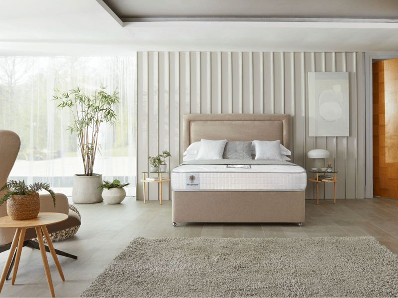Sleepeezee Tranquil 1200 Mattress - image 1