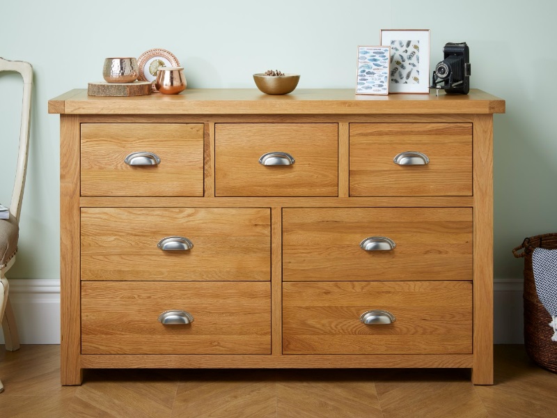Woburn 4 and 3 Drawer Chest Oak - image 2