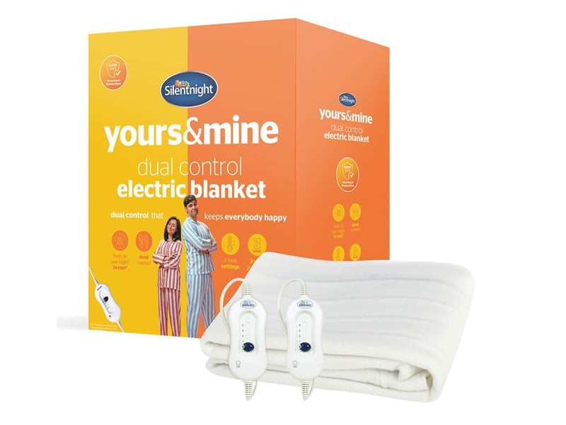 Yours & Mine Dual Control Electric Blanket - image 1