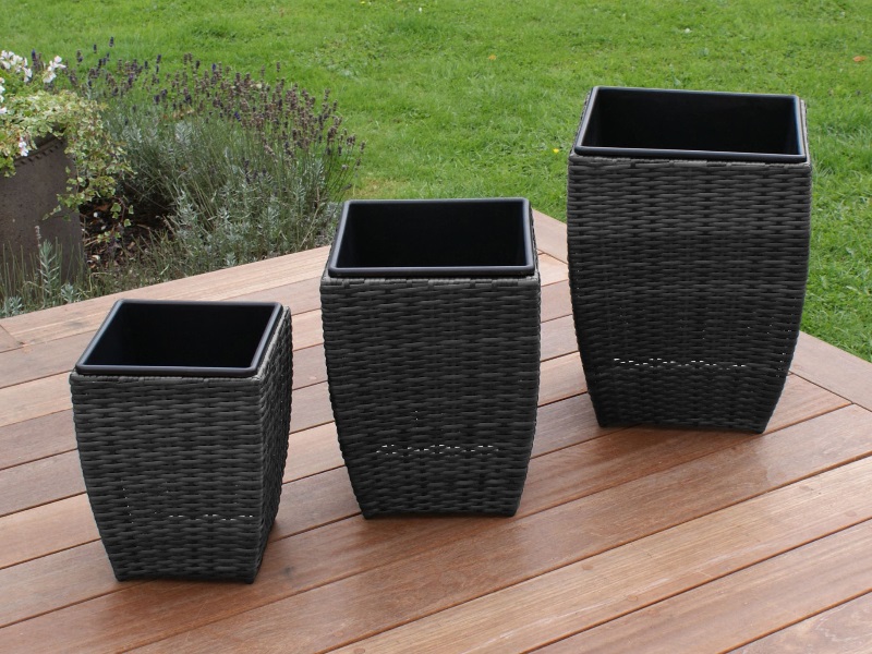 Maze Rattan Flat Weave Shaped Planter Set Outdoor Planter at Mattressman