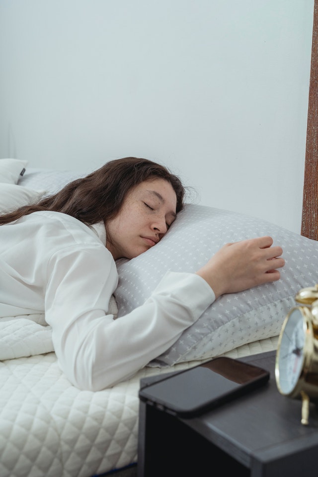 Somnolence (Drowsiness): What It Is, Causes & Treatment