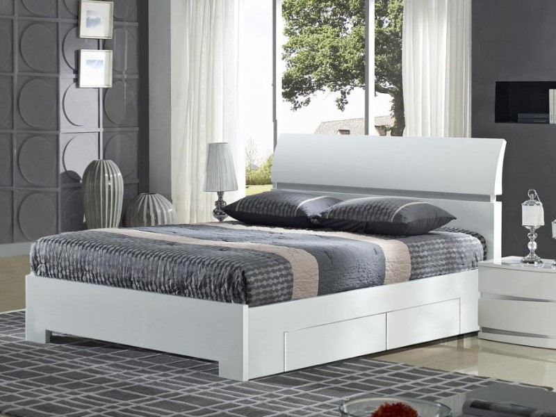 Heartlands Furniture Widney White High Gloss Bed with 4 Drawers at